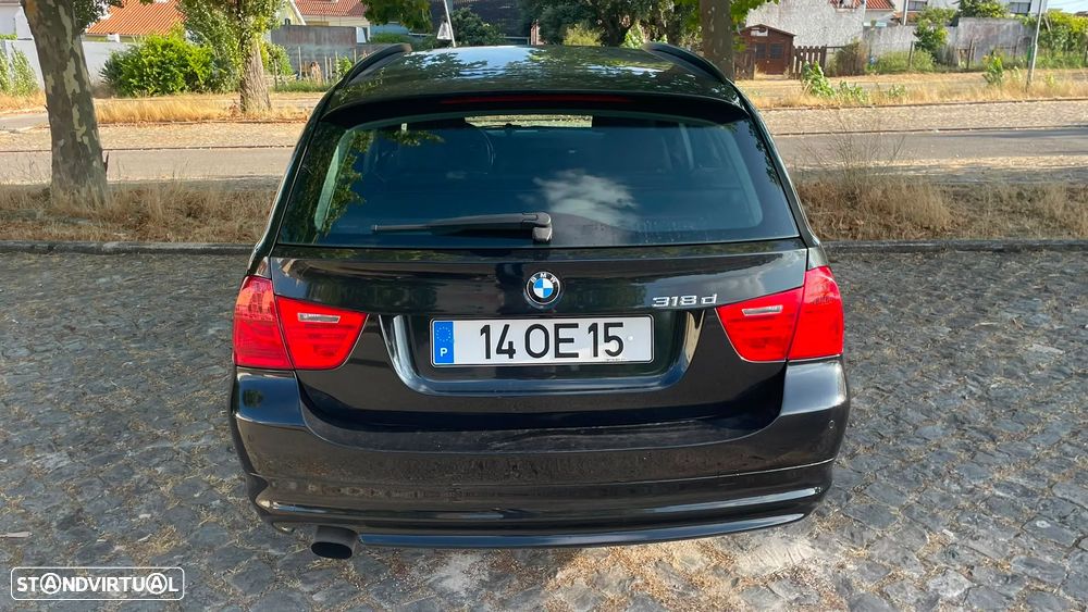 BMW 318 d - 5