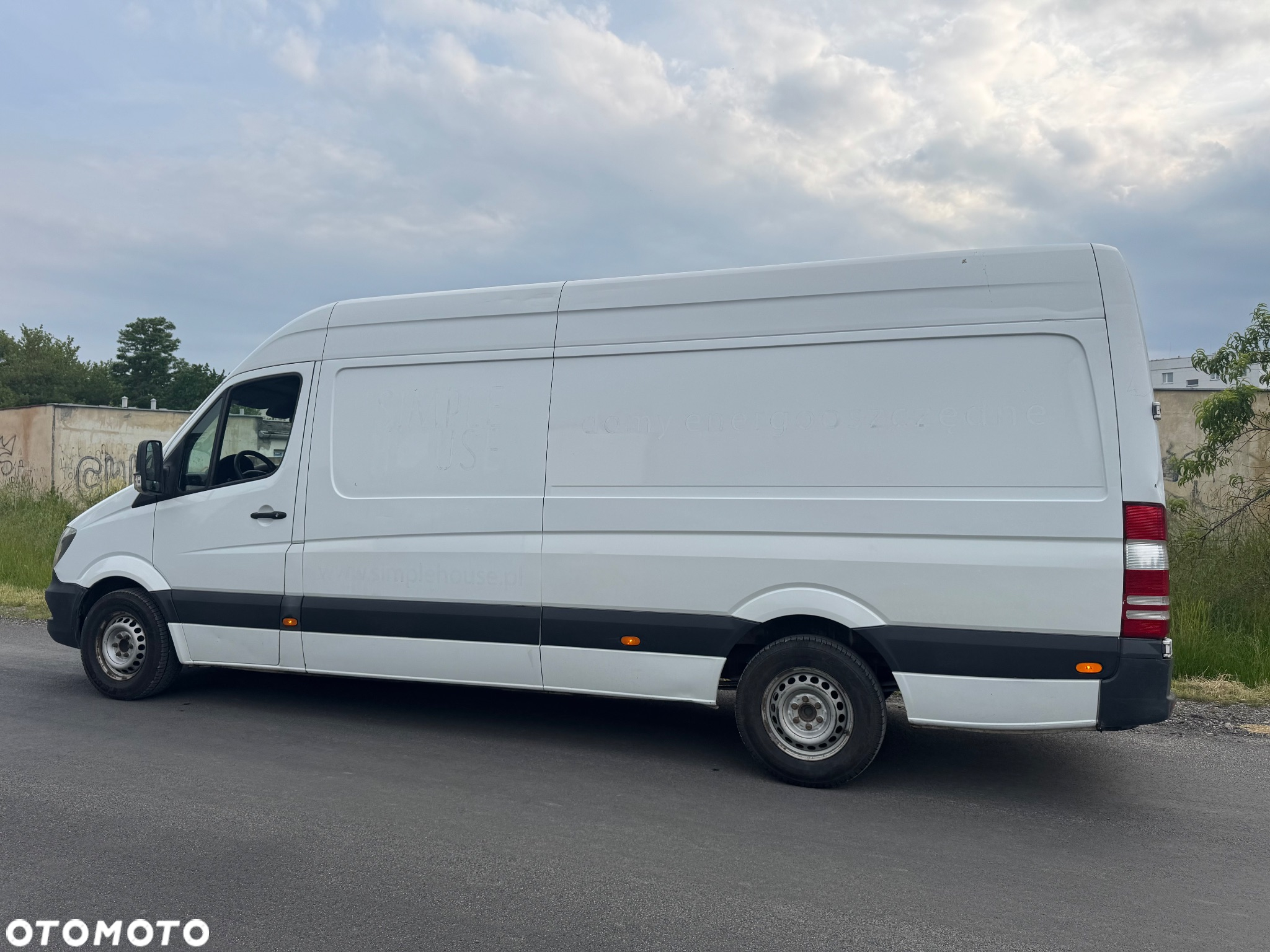 Mercedes-Benz Sprinter - 8