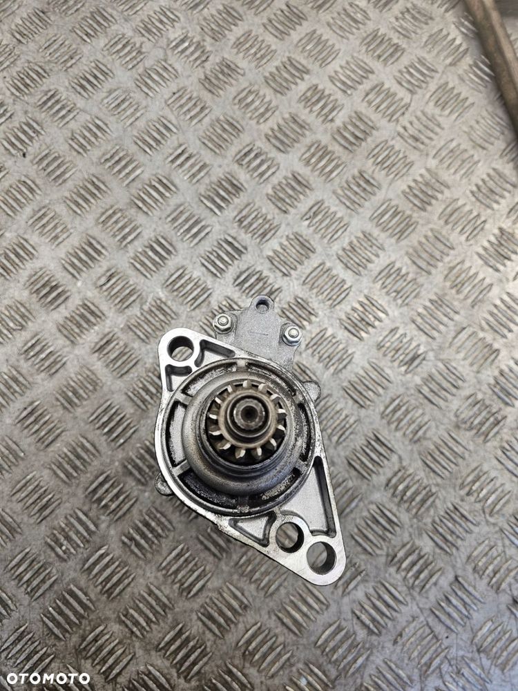 AUDI A3 8P 1.6 TDI ROZRUSZNIK 02Z911024B - 5