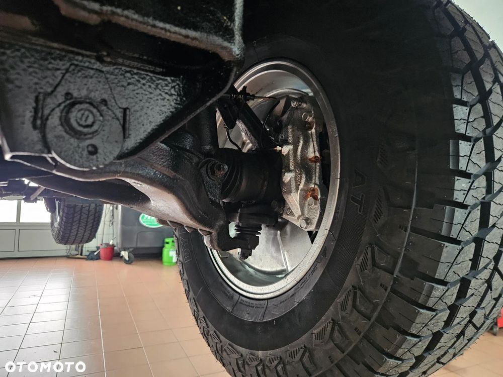 Toyota Land Cruiser KJ90 3.0 TD - 24