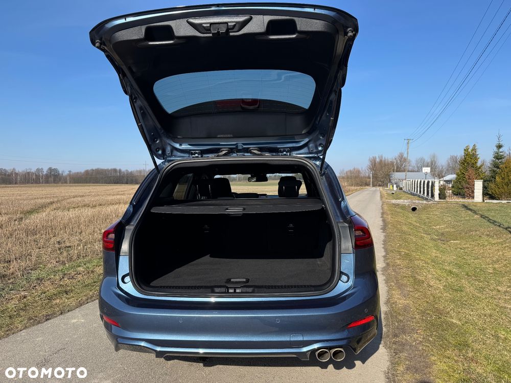 Ford Focus 1.0 EcoBoost Hybrid ST-LINE - 21