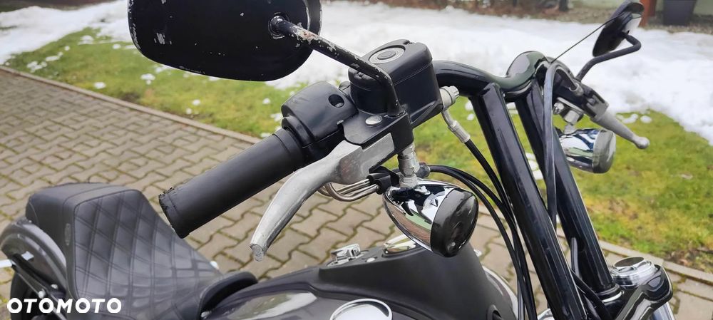 Harley-Davidson Dyna Street Bob - 4