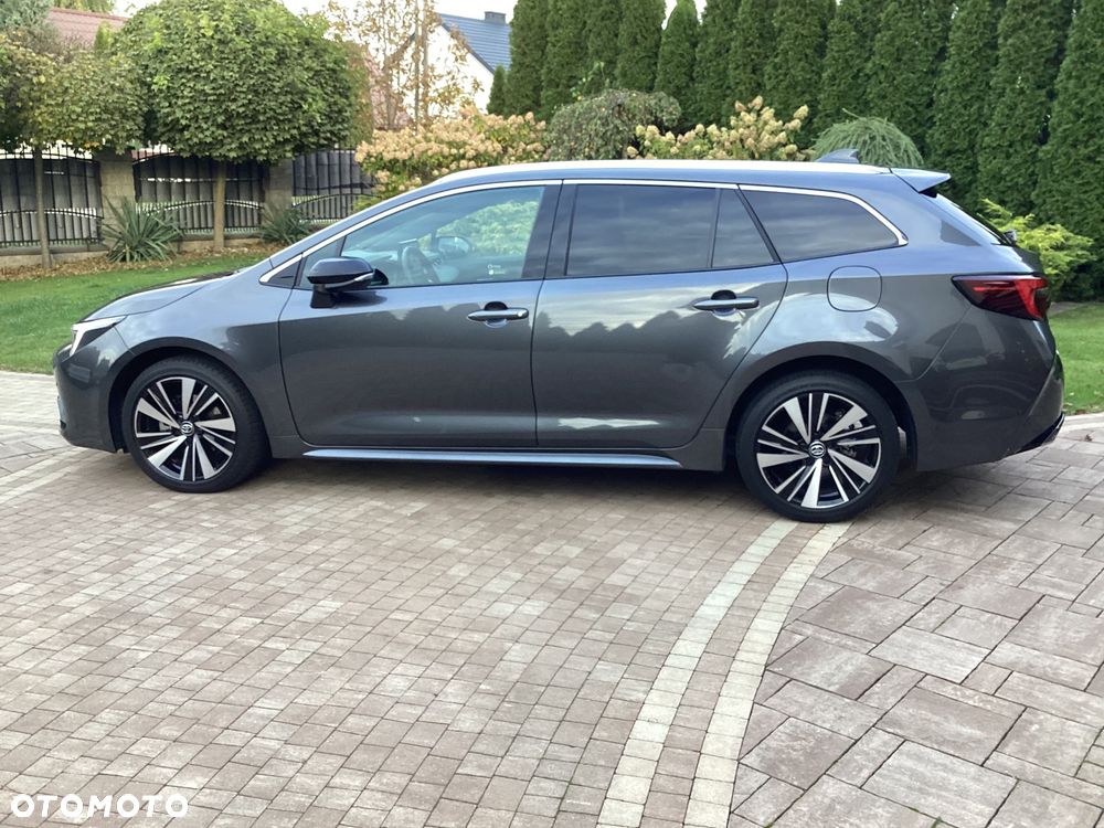 Toyota Corolla - 13