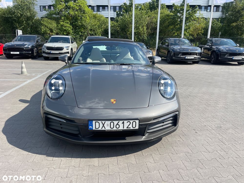 Porsche 911 Carrera 4S - 3