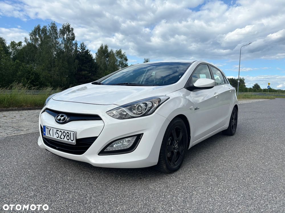 Hyundai i30 blue 1.6 CRDi Passion - 5