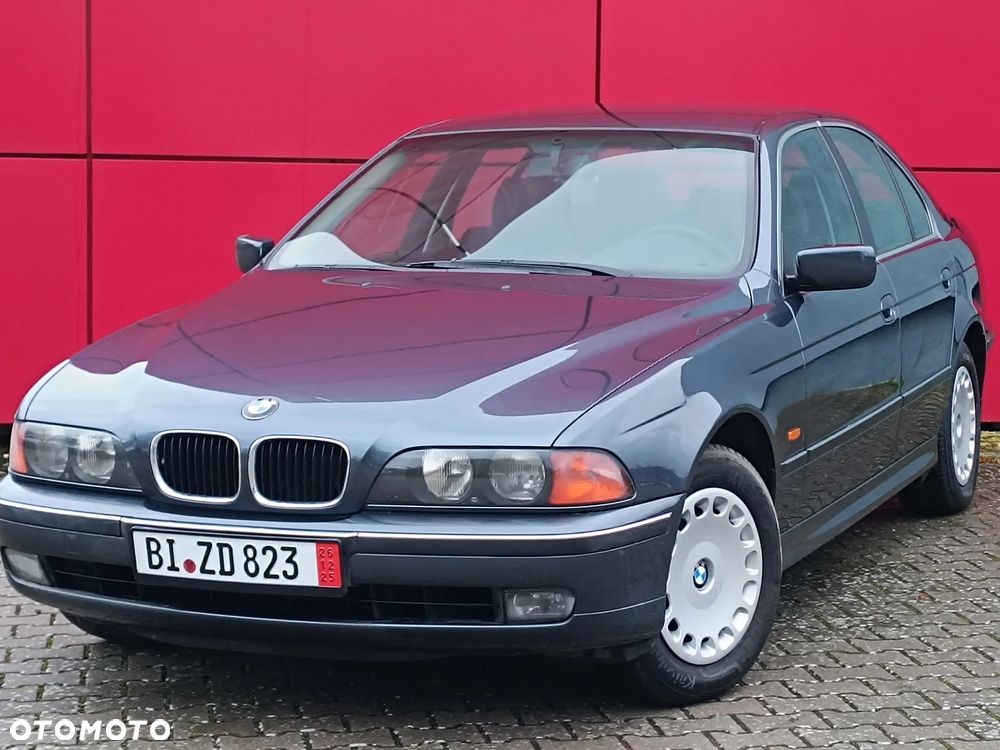 BMW Seria 5 523i - 35