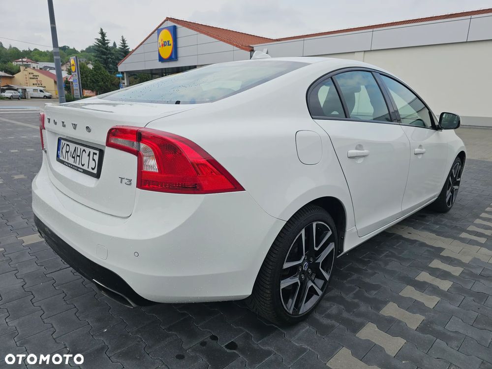 Volvo S60 T3 Drive-E Momentum - 7