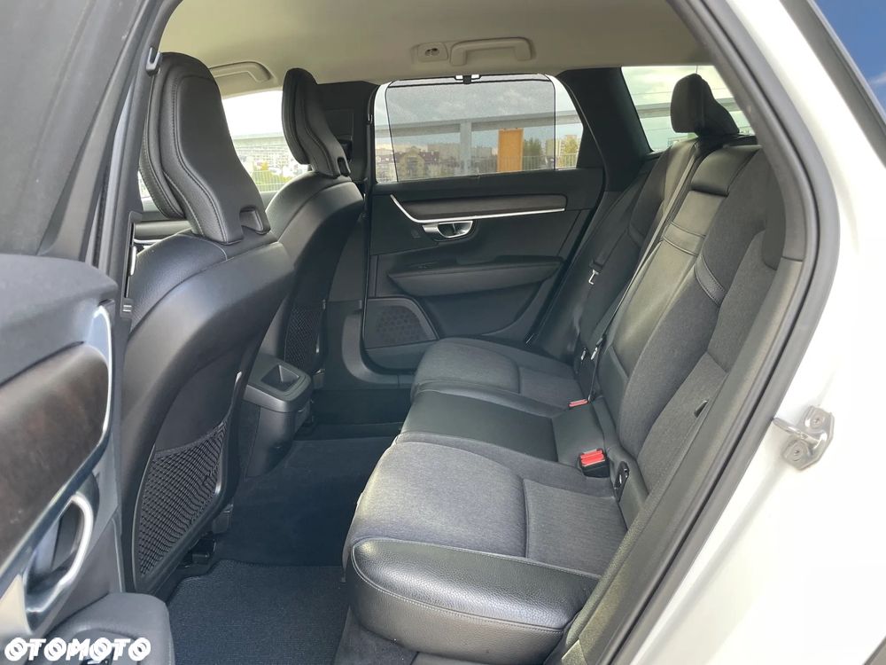 Volvo V90 Cross Country T5 AWD - 23