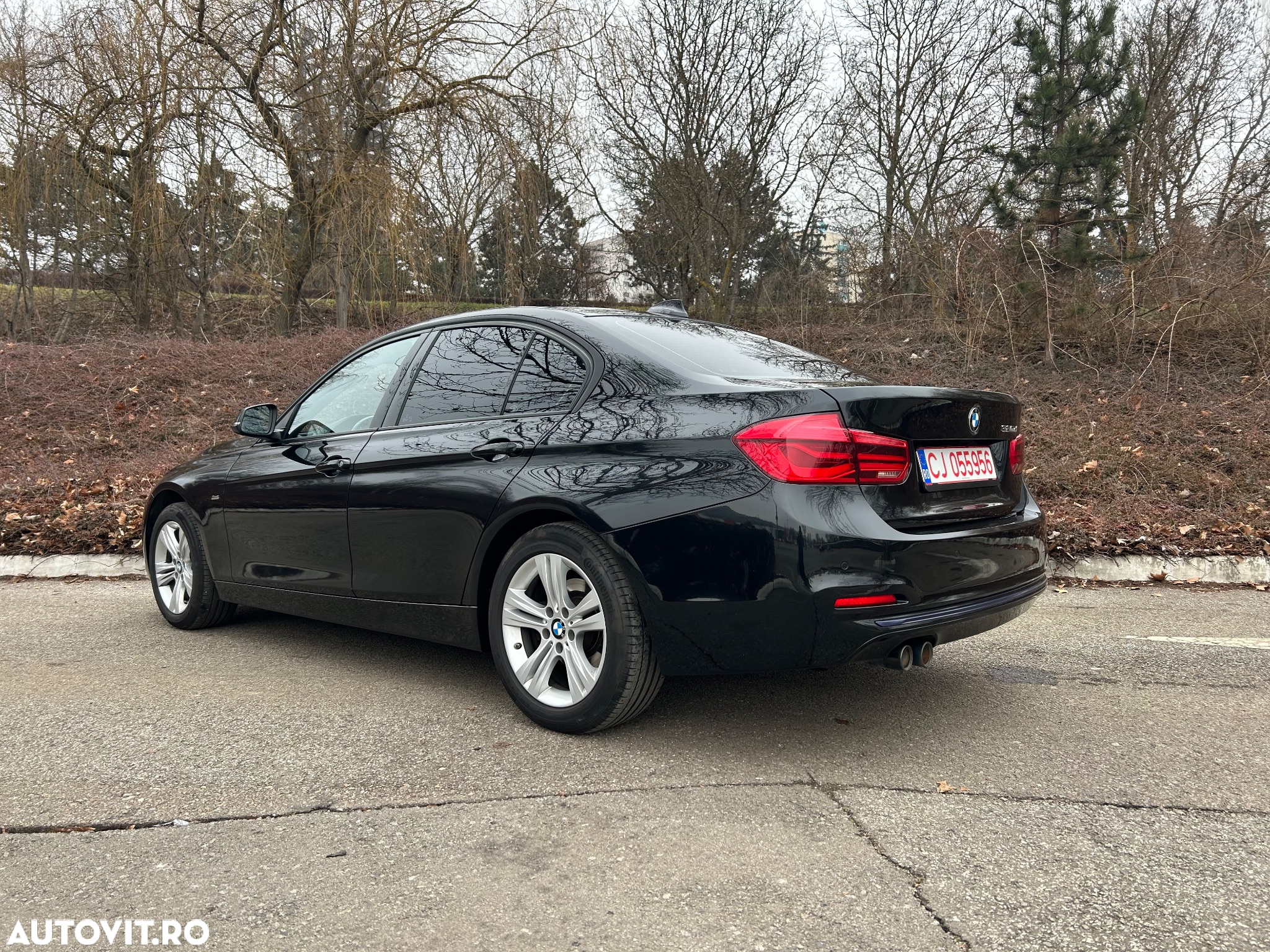 BMW Seria 3 320d Aut. Sport Line - 4