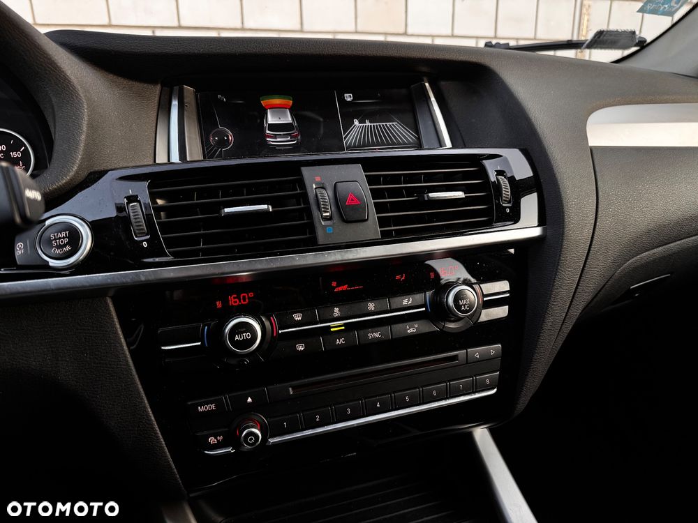 BMW X3 xDrive20d Advantage - 25