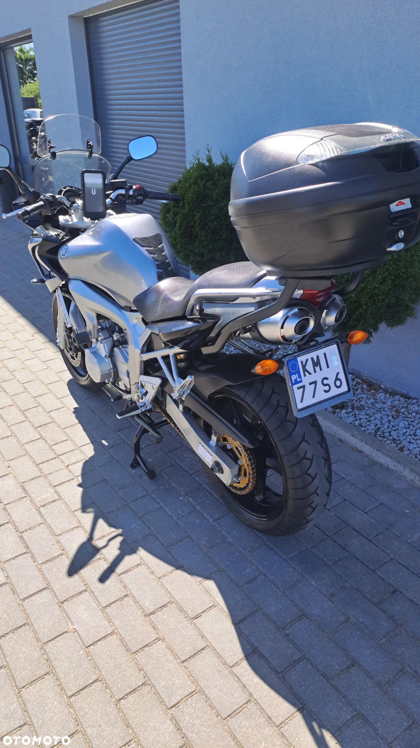 Yamaha FZ - 24