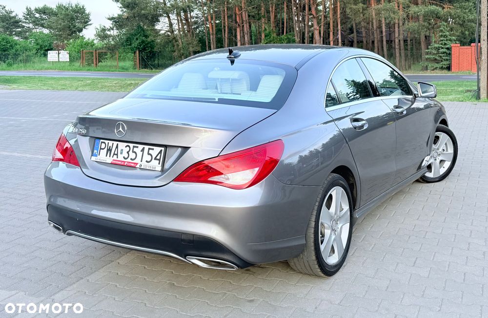 Mercedes-Benz CLA 250 7G-DCT AMG Line - 31