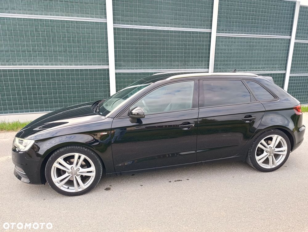 Audi A3 Sportback 2.0 TDI S line Sportpaket - 11