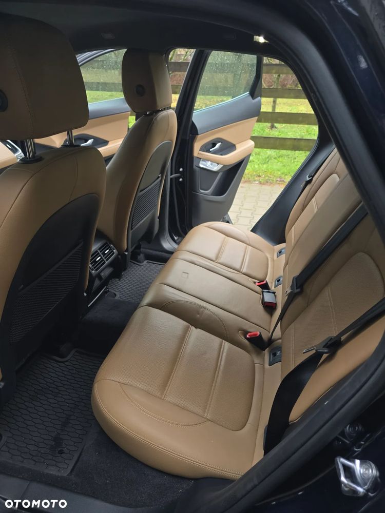 Jaguar E-Pace P200 AWD R-Dynamic - 23