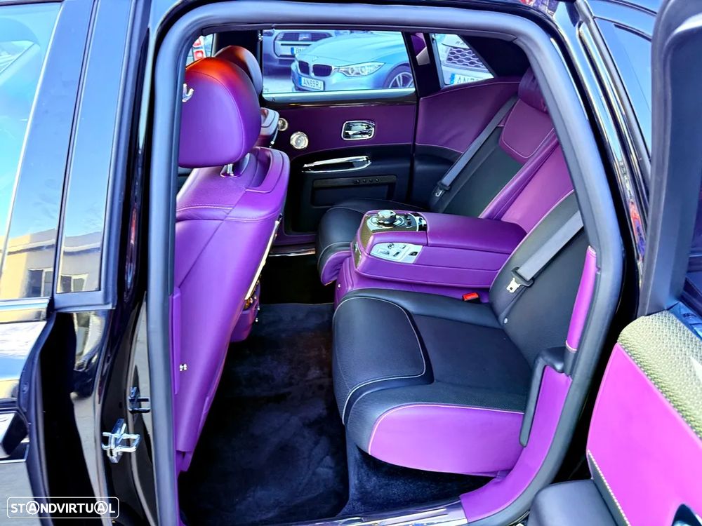Rolls Royce Ghost Black Badge - 44