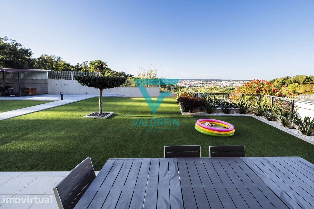 Apartamento T3 com Jardim Privativo de 270m² – Santa Clara - Parcei... - Grande imagem: 3/41