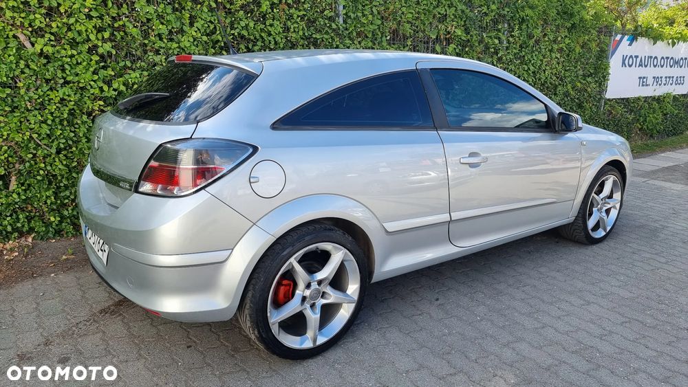 Opel Astra 1.9 CDTI Enjoy - 21