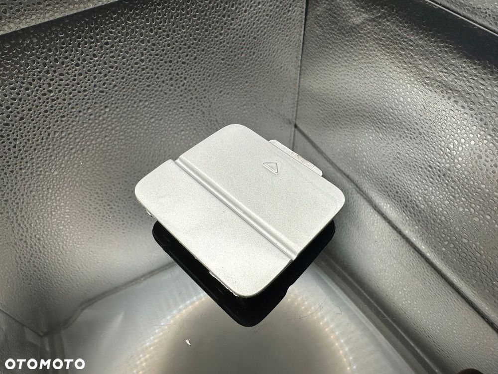 ZAŚLEPKA HAK / HOL TYŁ BMW 5 E60 ZWYKŁY ZDERZAK KOLORY 51127033711 - 5