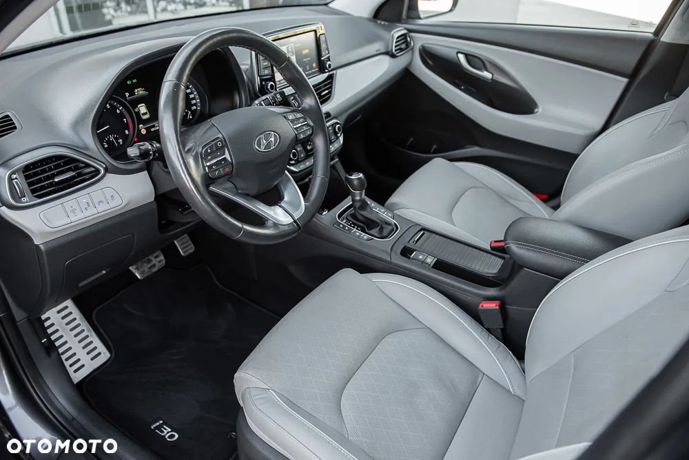 Hyundai i30 1.4 T-GDI DCT Premium - 15