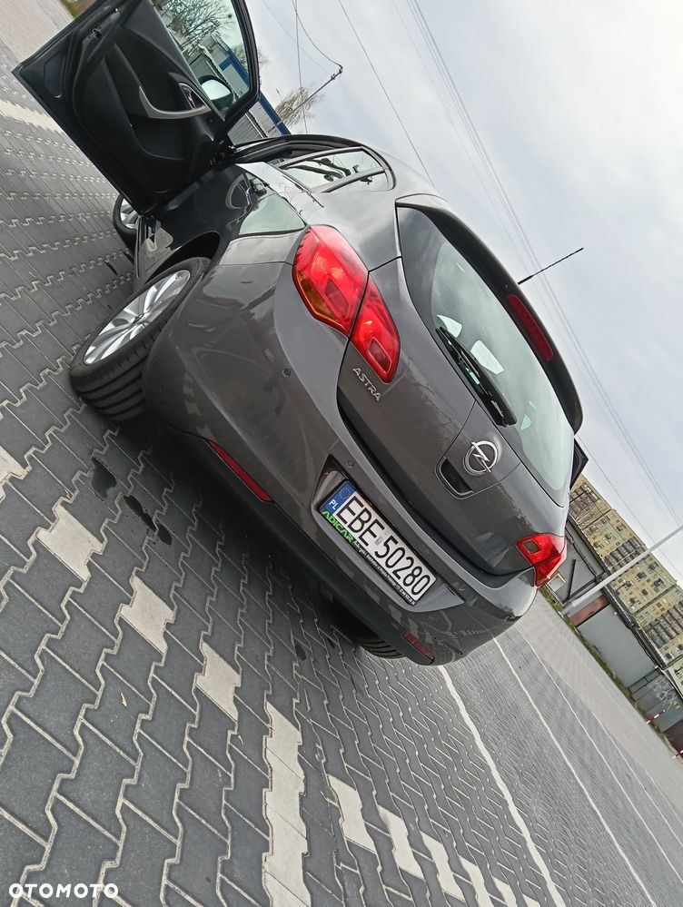 Opel Astra 1.6 - 8