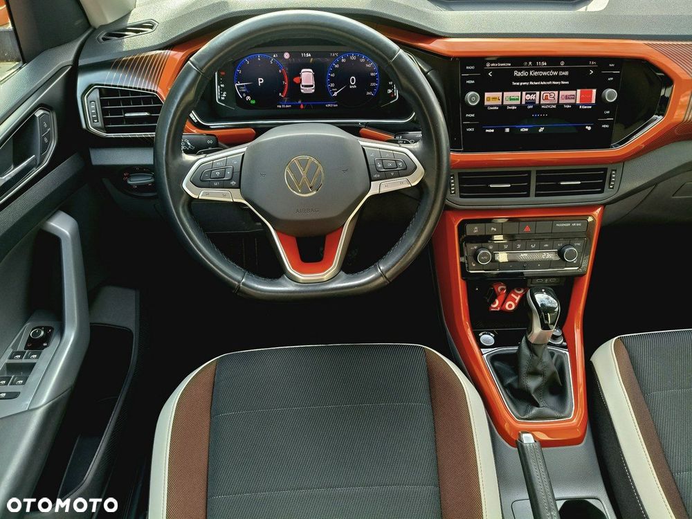 Volkswagen T-Cross - 14