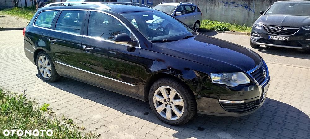 Volkswagen Passat - 4