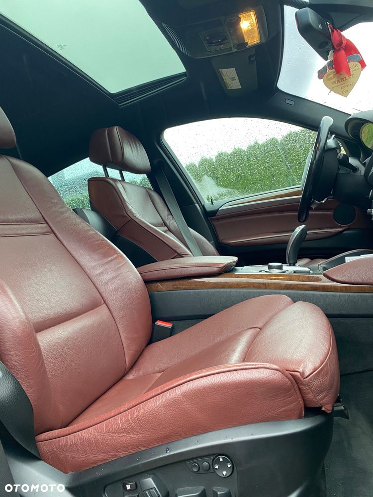 BMW X6 50i xDrive - 10