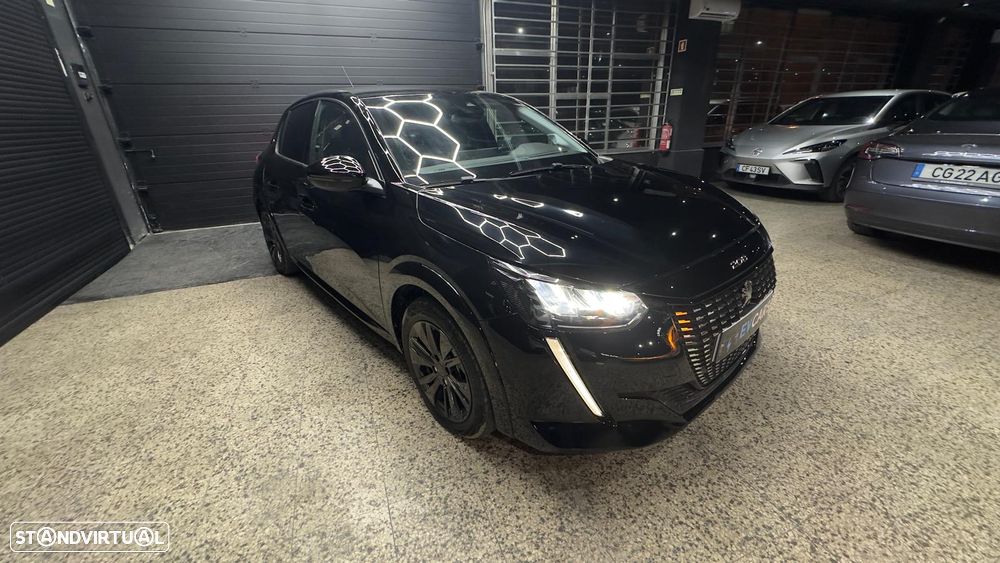 Peugeot e-208 Allure Pack - 1