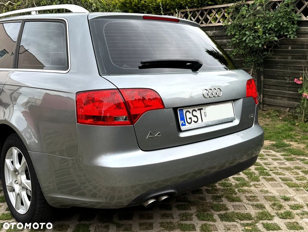 Audi A4 Avant 2.0 TDI - 24