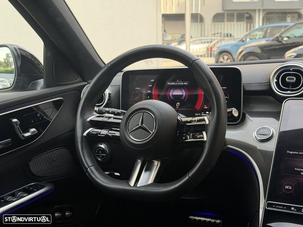 Mercedes-Benz C 300 e T 9G-TRONIC AMG Line — fotografia 20