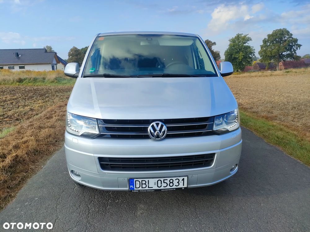 Volkswagen Multivan - 8
