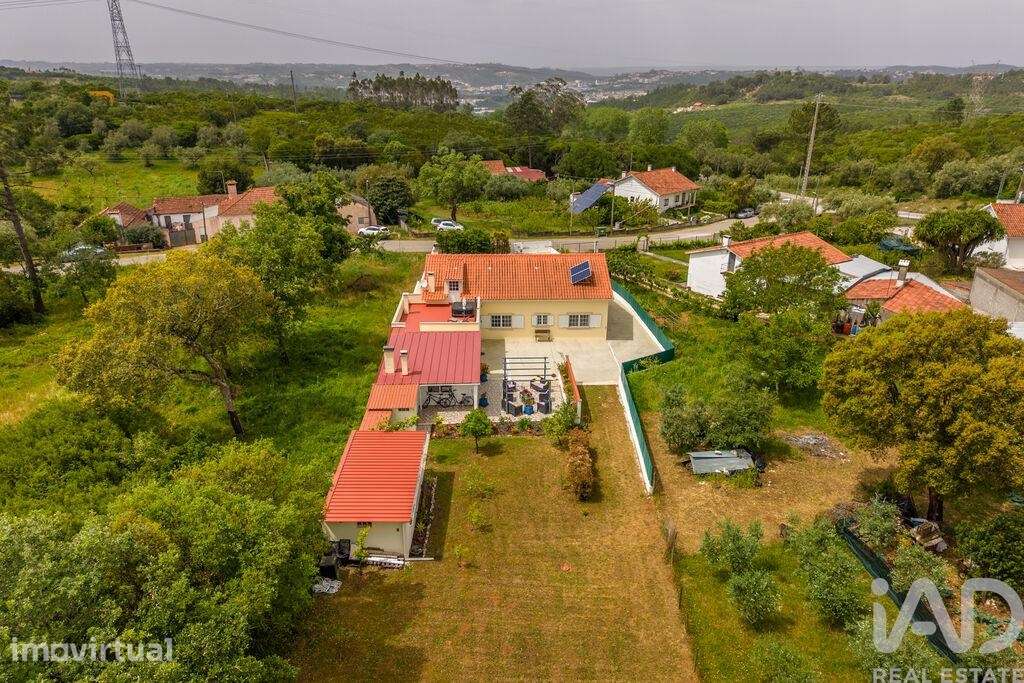 Moradia térrea T3 em Aljubarrota de 135 m2 - Grande imagem: 4/40