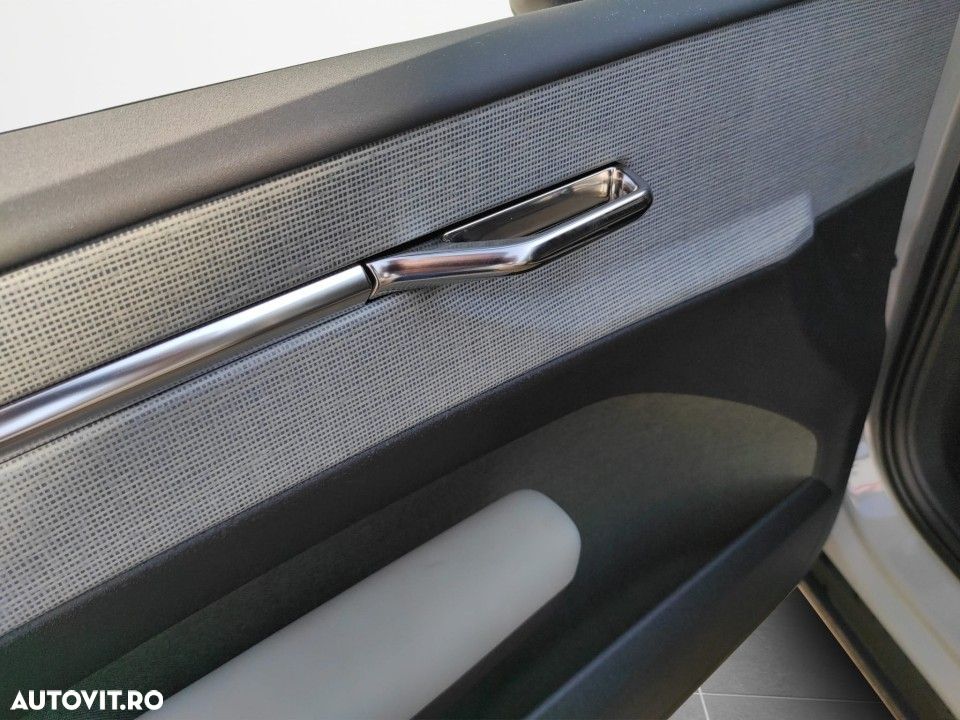 Volvo EX30 Twin Motor Performance Plus - 8