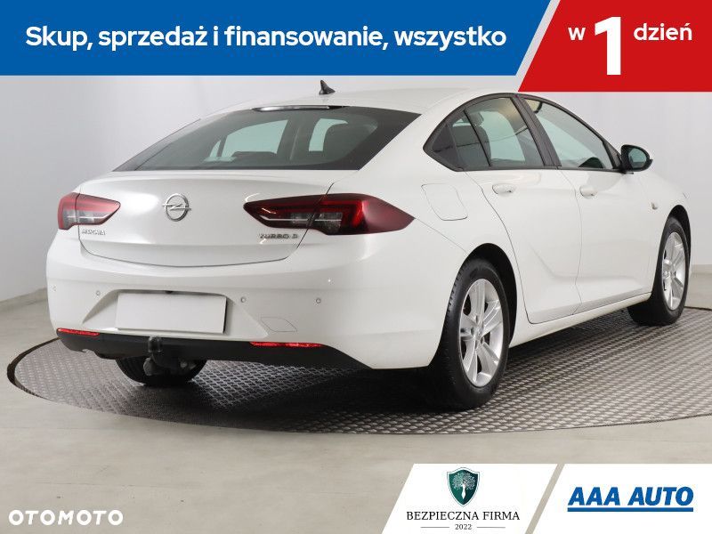 Opel Insignia - 6