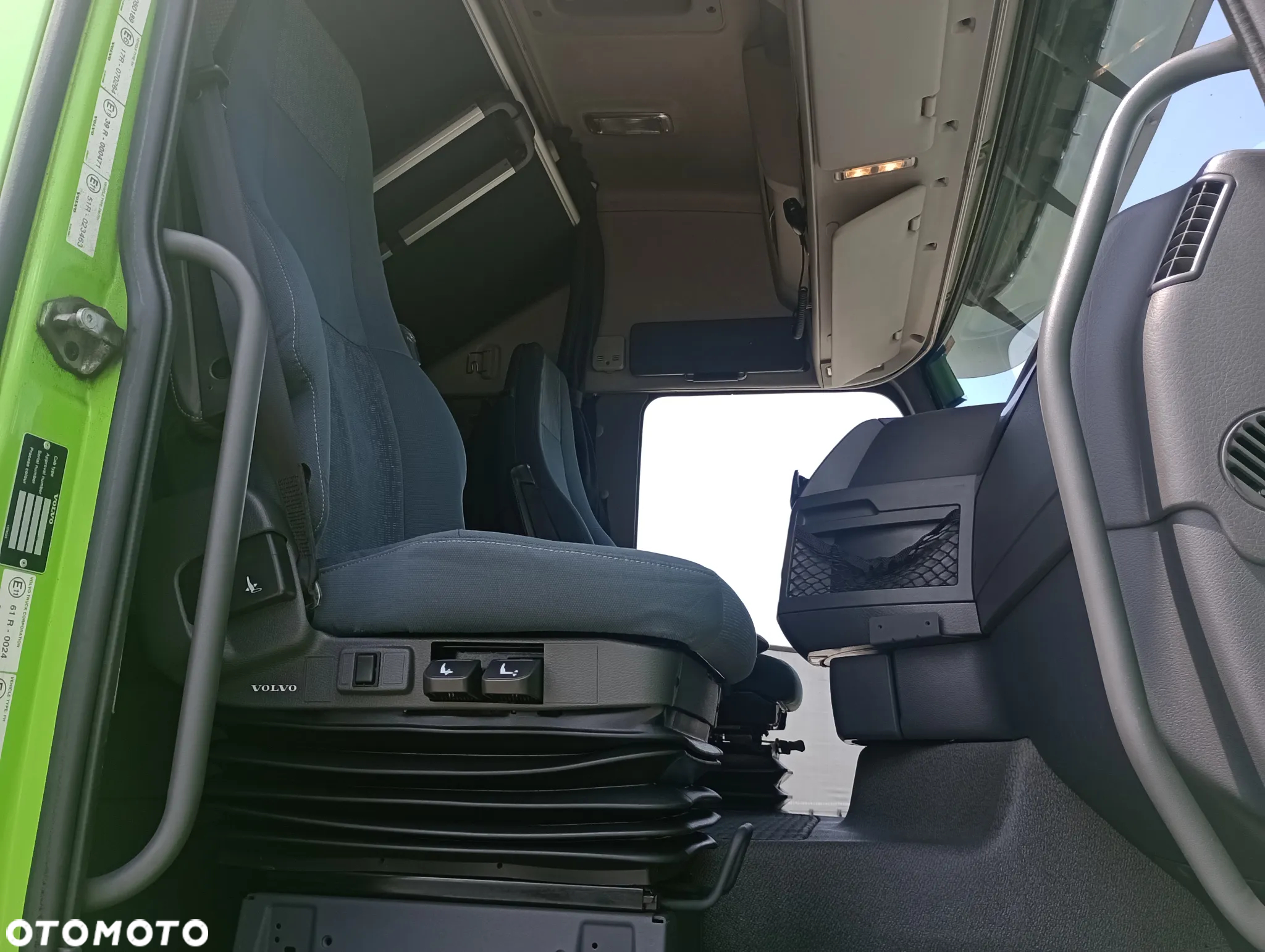 Volvo FH-6x2 - 11