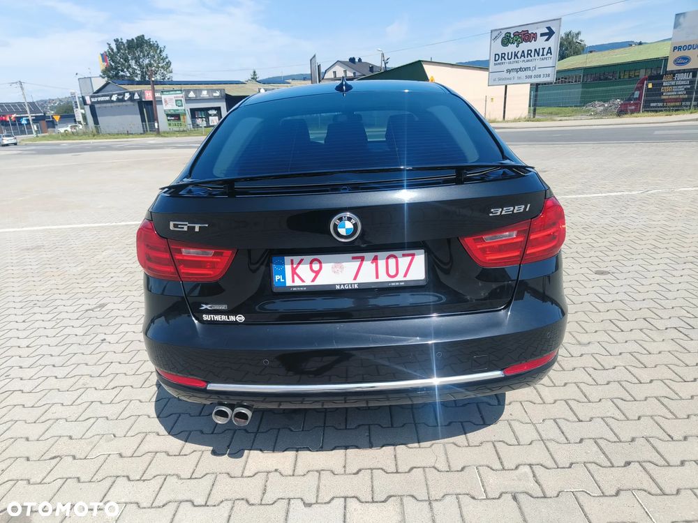 BMW Seria 3 328i Sport-Aut - 12