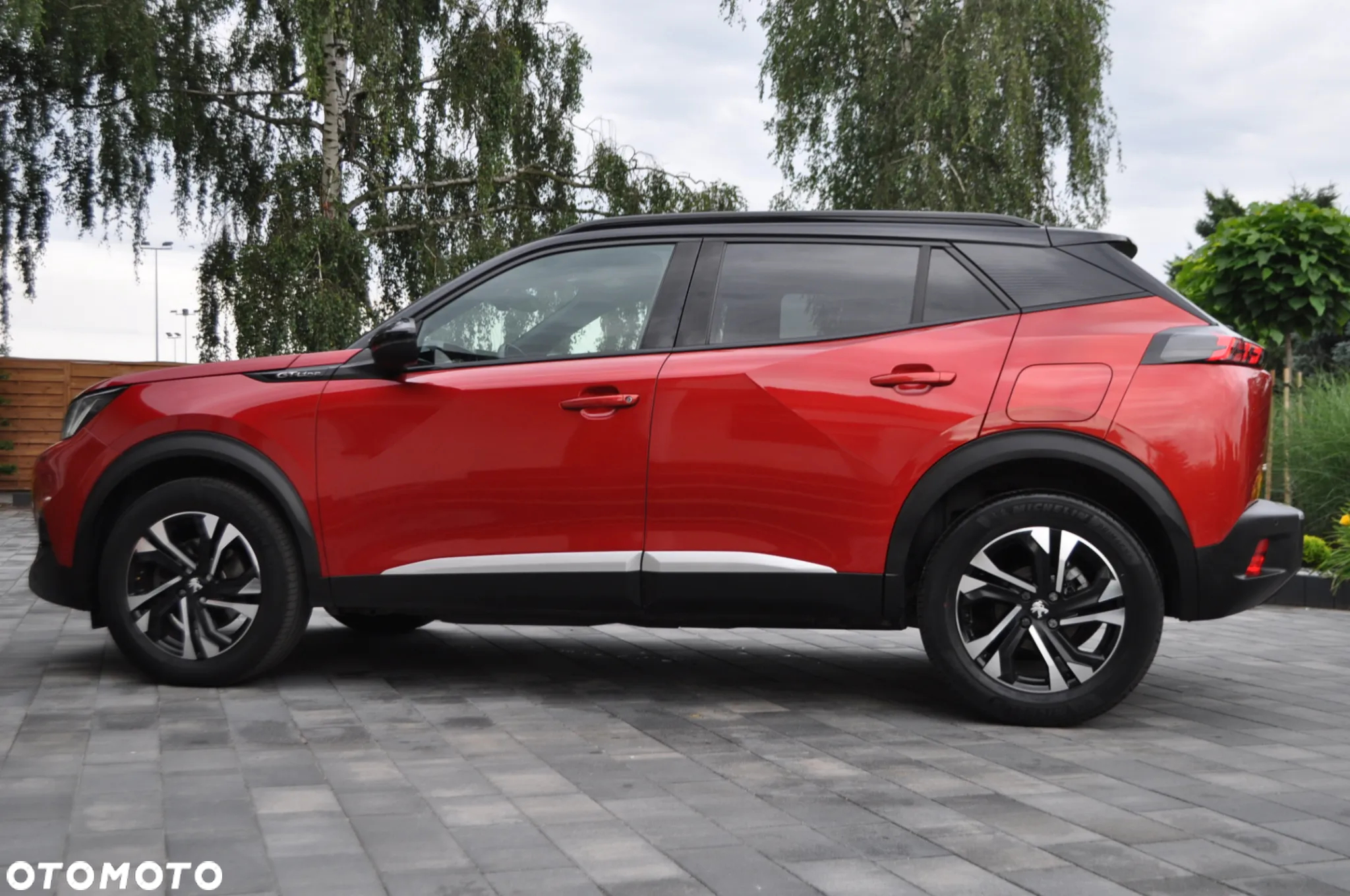 Peugeot 2008 BlueHDi 130 EAT8 GT - 18