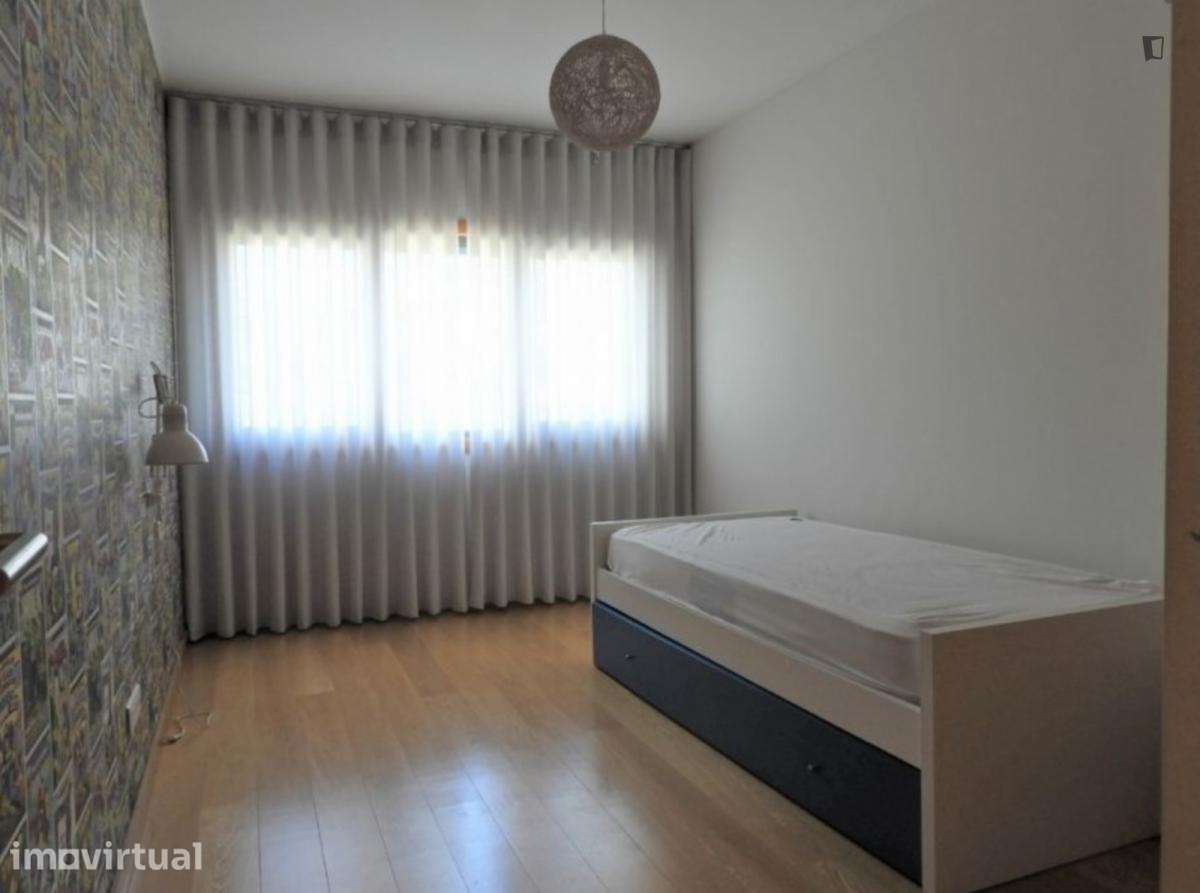 Apartamento com 3 quartos - localizado em Amadora Lisbon - Grande imagem: 4/18