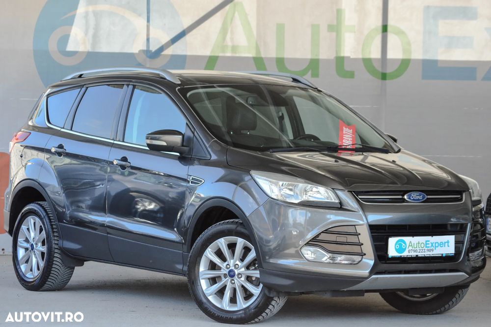 Ford Kuga 2.0 TDCi 4x4 Aut. Titanium - 3