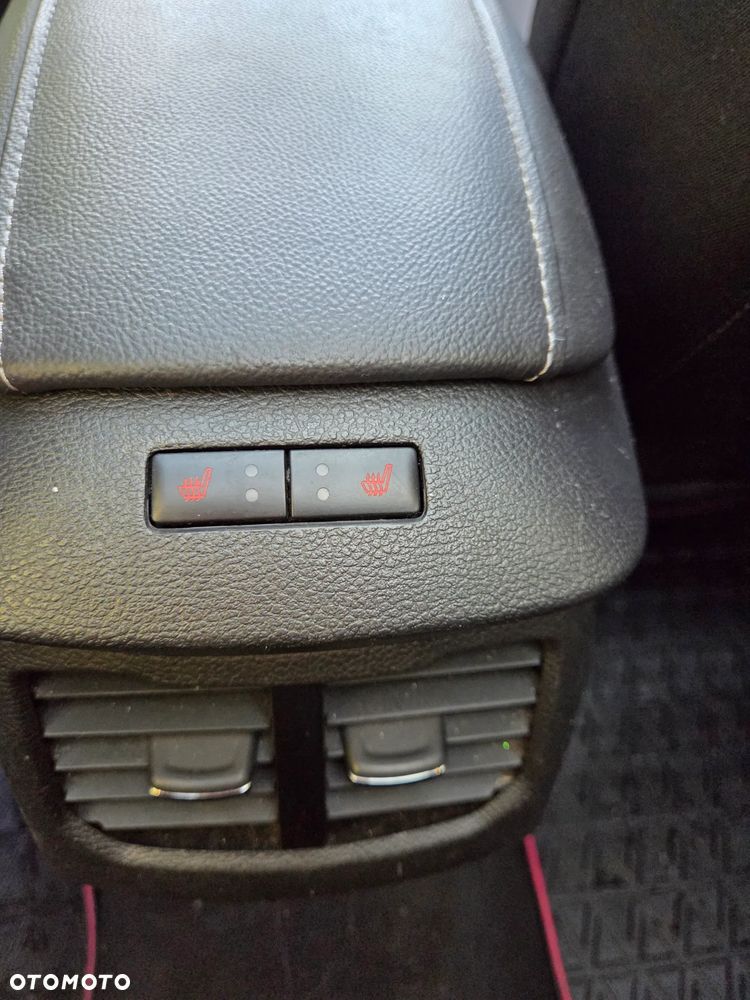Ford Mondeo - 14