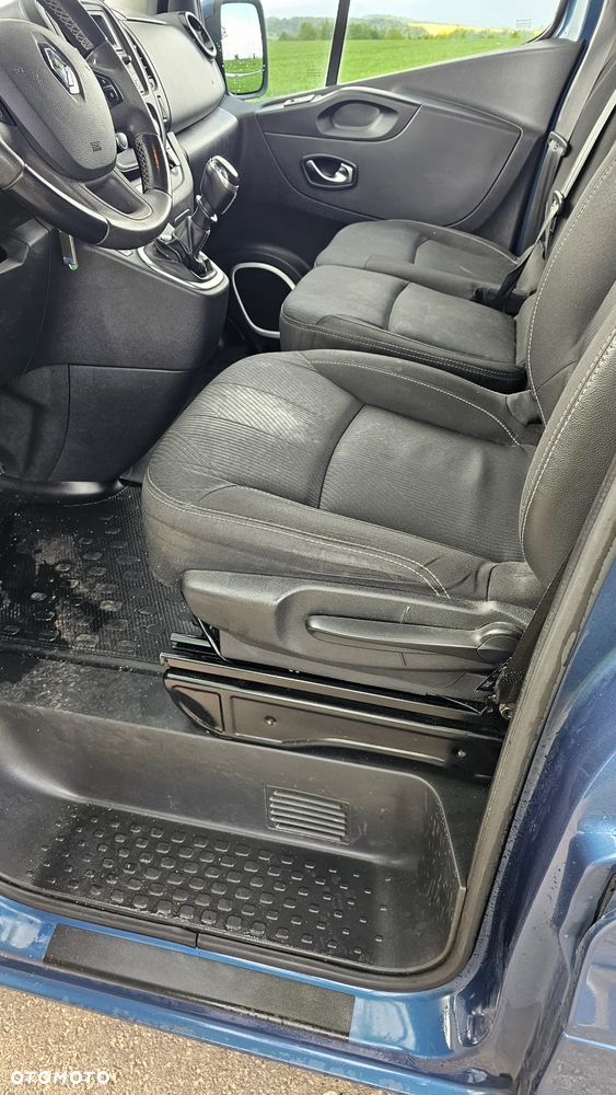 Renault Trafic - 16