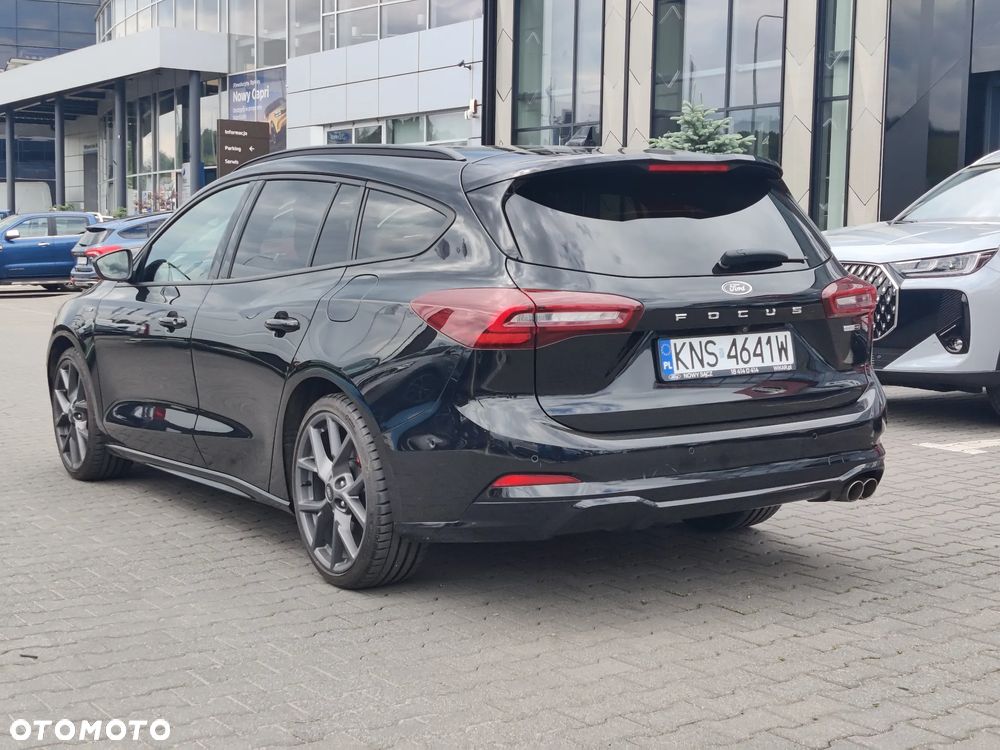 Ford Focus 1.0 EcoBoost Hybrid ST-LINE X - 6