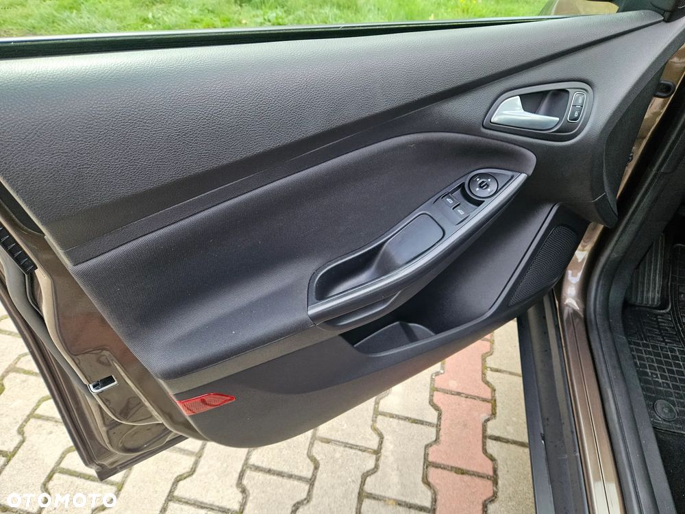 Ford Focus 1.6 Gold X - 20