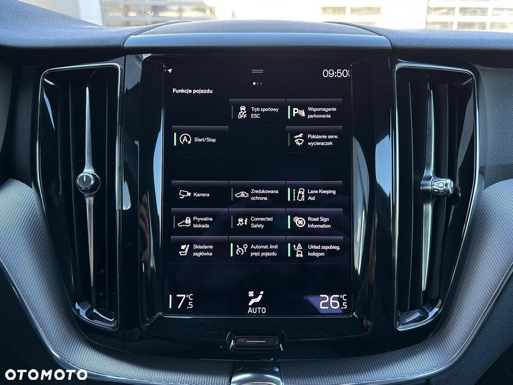 Volvo XC 60 D4 R-Design - 29