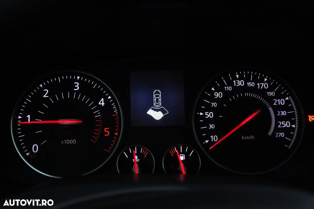 Renault Laguna dCi 110 FAP Limited - 16