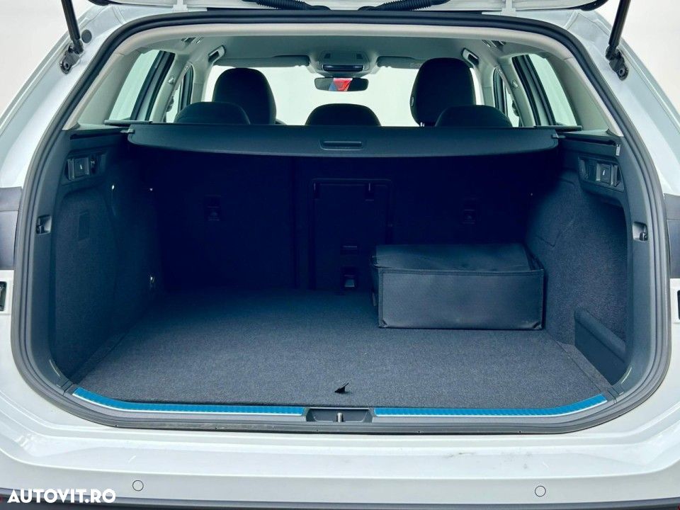 Volkswagen Passat - 10