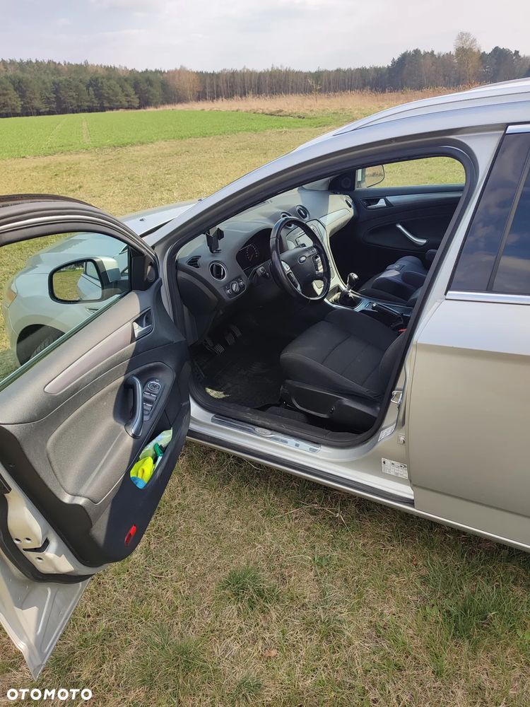 Ford Mondeo 2.0 TDCi Titanium - 17