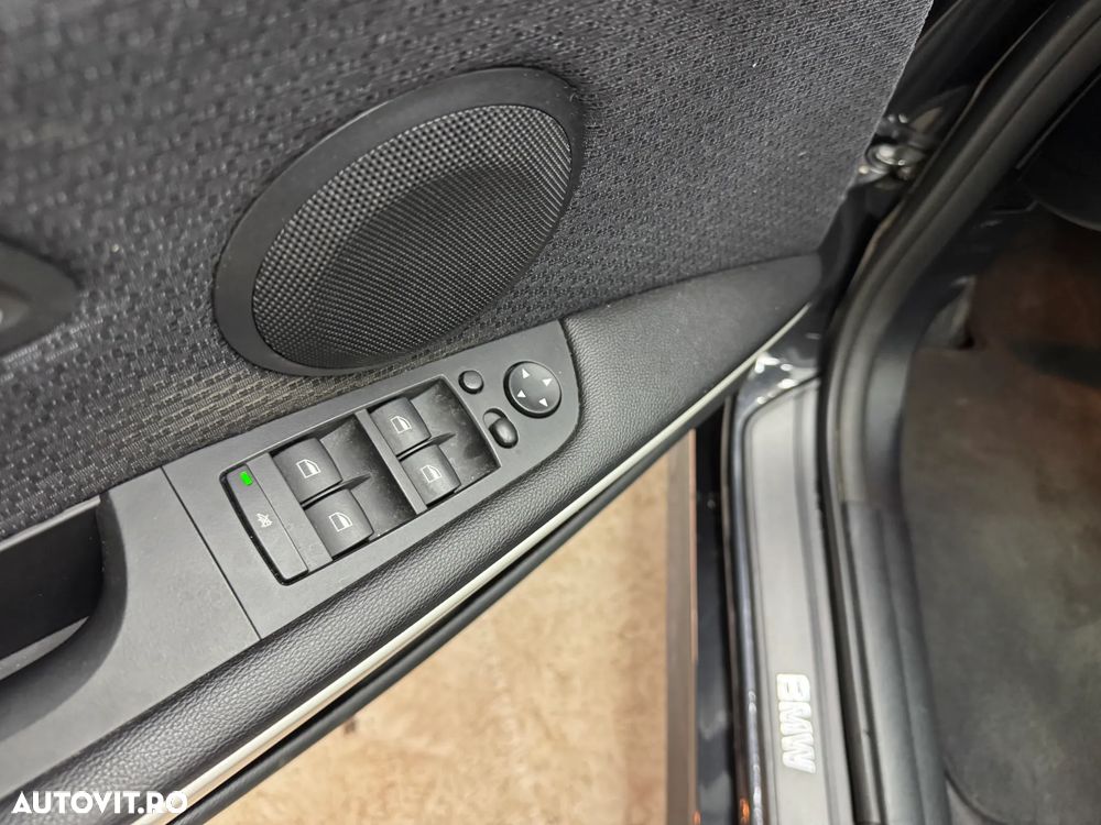 BMW Seria 3 320d Aut. Edition Exclusive - 28