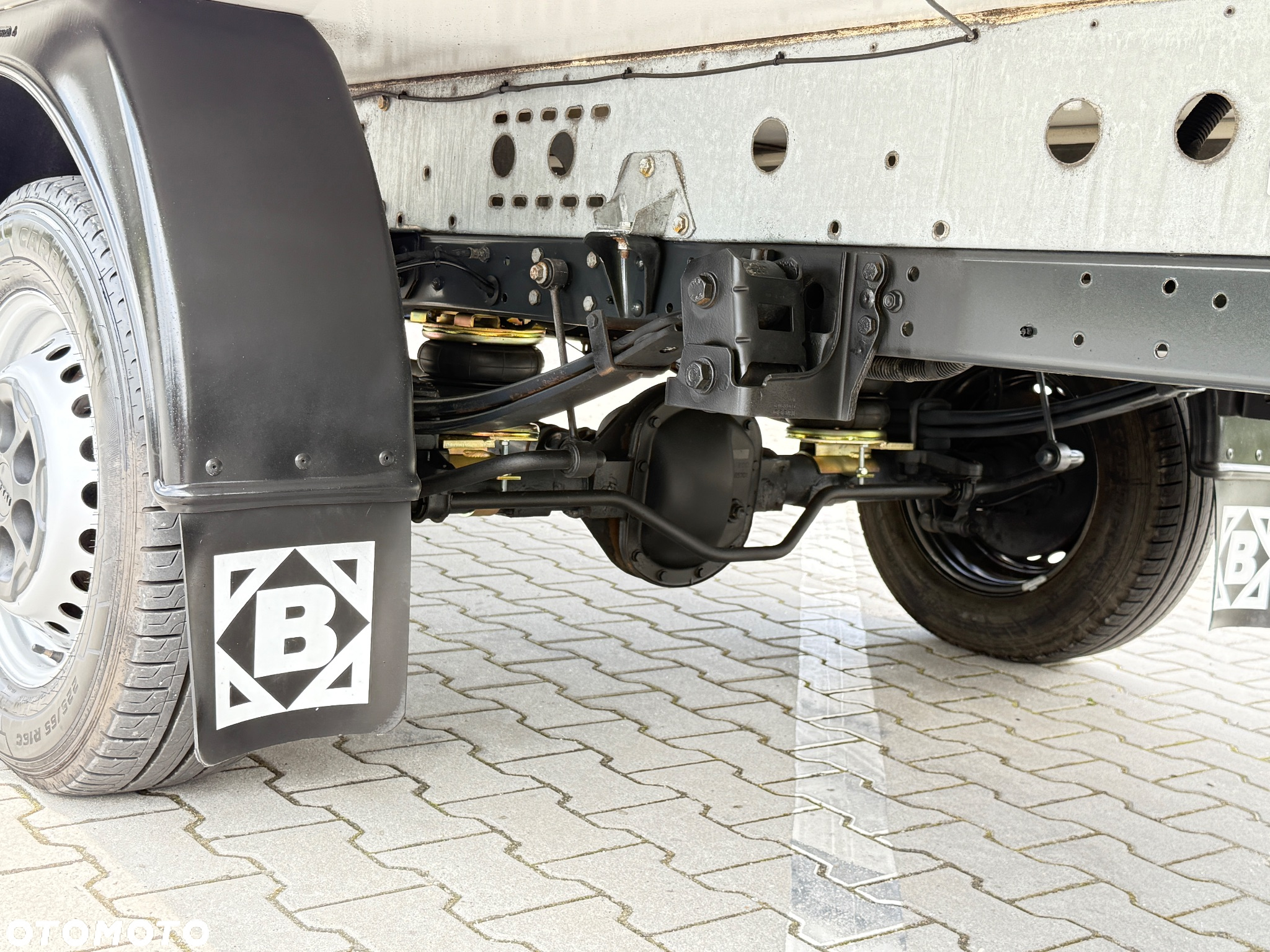 Iveco DAILY 35-160 160KM Hi Matic *Resor+Poduszka* Full LED Kontener * Izoterma +Winda 750KG SUPER STAN!!! - 28
