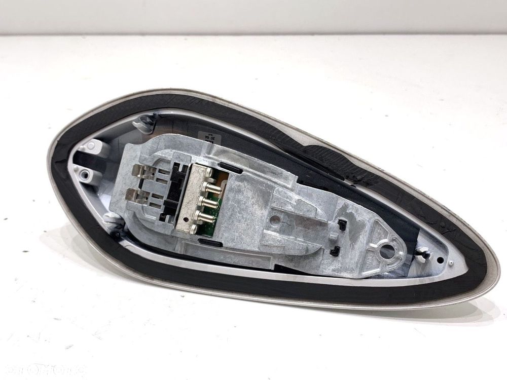 ANTENA  BMW X5 (G05, F95) 2018 - xDrive M 50 d 294 kW [400 KM] olej napędowy 2018 - 2022 6826326 - 3